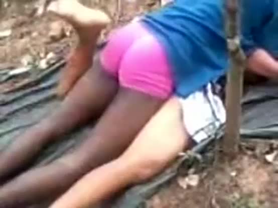 Young indian babe sucking boyfriend cock in public park