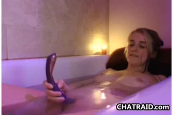 Webcam teen masturbates in the bath tub